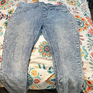 Women's Light Blue Jeans